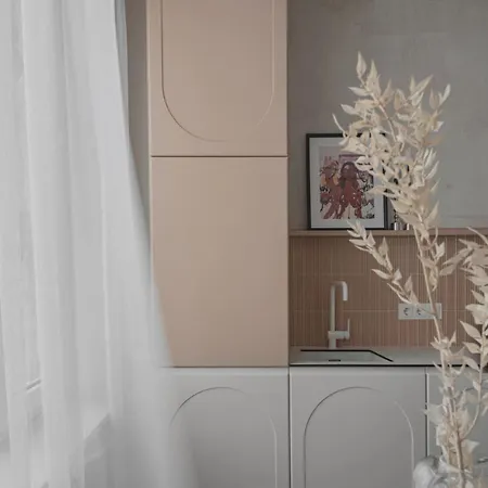 Danes23 - Candy Studio, Self Check-in, Free Parking, Park And River View, Oldtown, A/c Apartment *