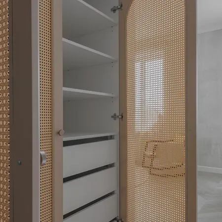 Danes23 - Candy Studio, Self Check-in, Free Parking, Park And River View, Oldtown, A/c Apartman *