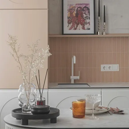 Danes23 - Candy Studio, Self Check-in, Free Parking, Park And River View, Oldtown, A/c * Klaipėda