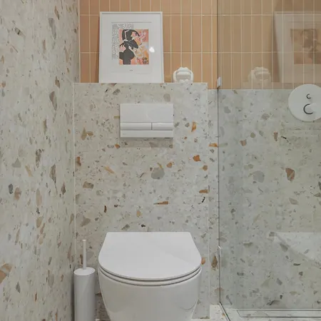 Danes23 - Candy Studio, Self Check-in, Free Parking, Park And River View, Oldtown, A/c Apartment Klaipėda