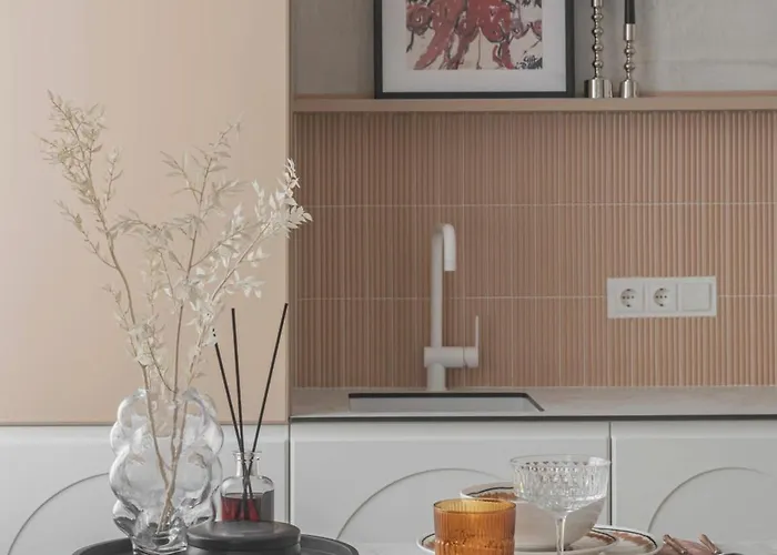 Danes23 - Candy Studio, Self Check-in, Free Parking, Park And River View, Oldtown, A/c * 克莱佩达