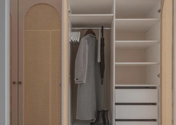 Danes23 - Candy Studio, Self Check-in, Free Parking, Park And River View, Oldtown, A/c 公寓 *