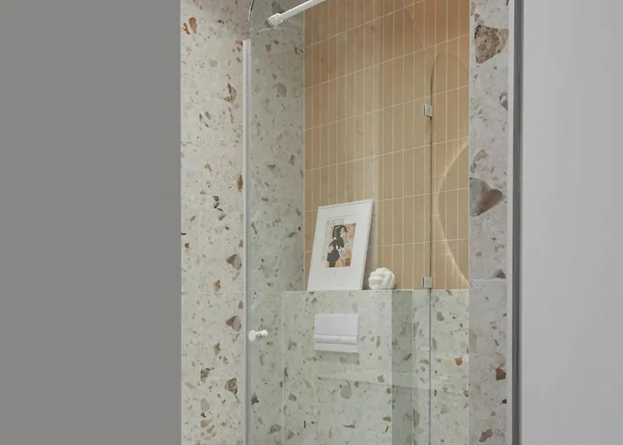 Danes23 - Candy Studio, Self Check-in, Free Parking, Park And River View, Oldtown, A/c 公寓